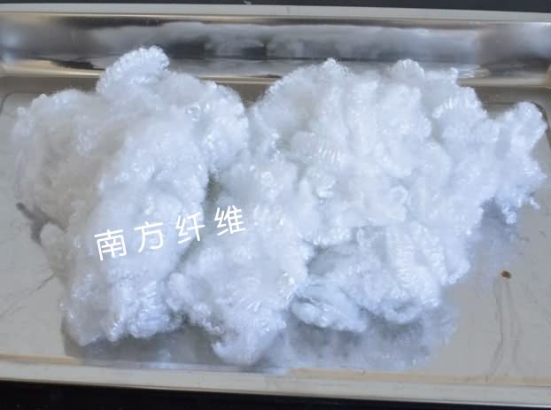 三維中空纖維
